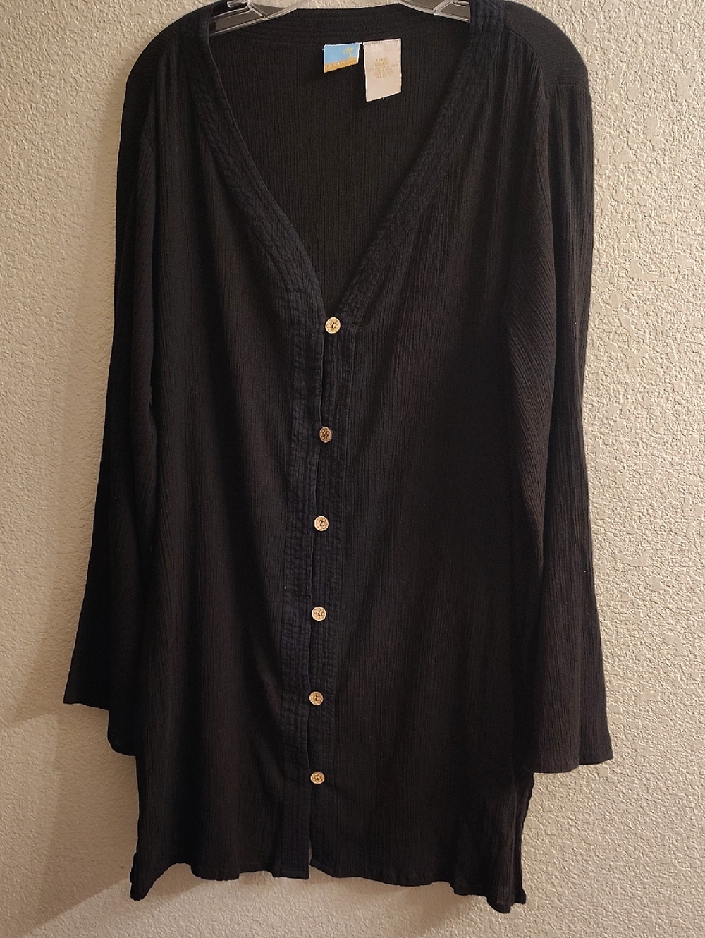 Le Cove Size L Long Sleeves Black Button-Down V-Neck Women's Coverup